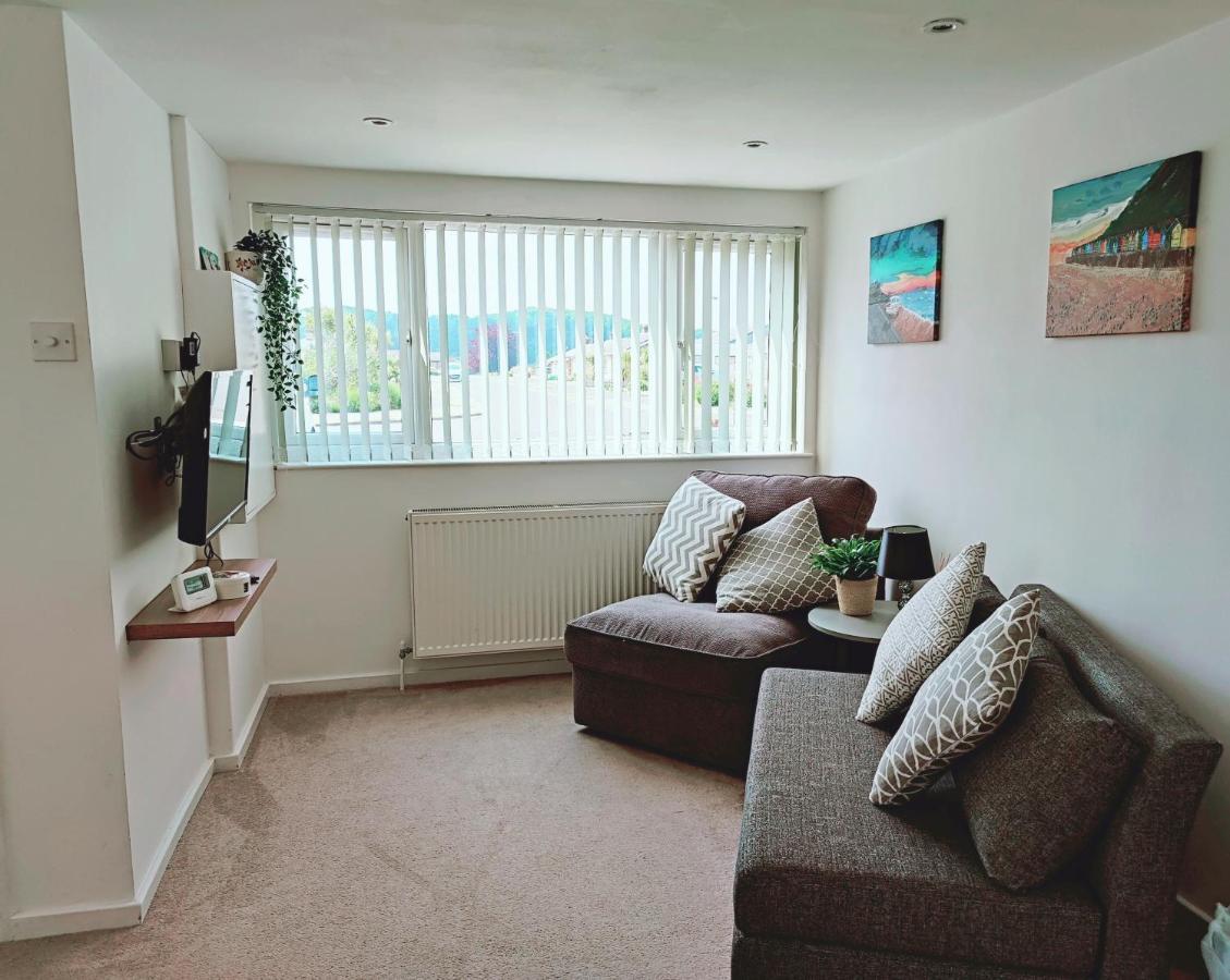 *Close To Beach* One Bedroom Suite With Parking Оверстренд Екстер'єр фото