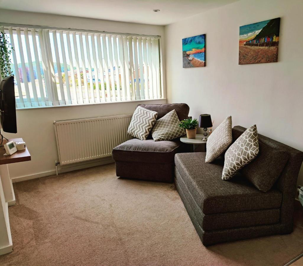 *Close To Beach* One Bedroom Suite With Parking Оверстренд Екстер'єр фото
